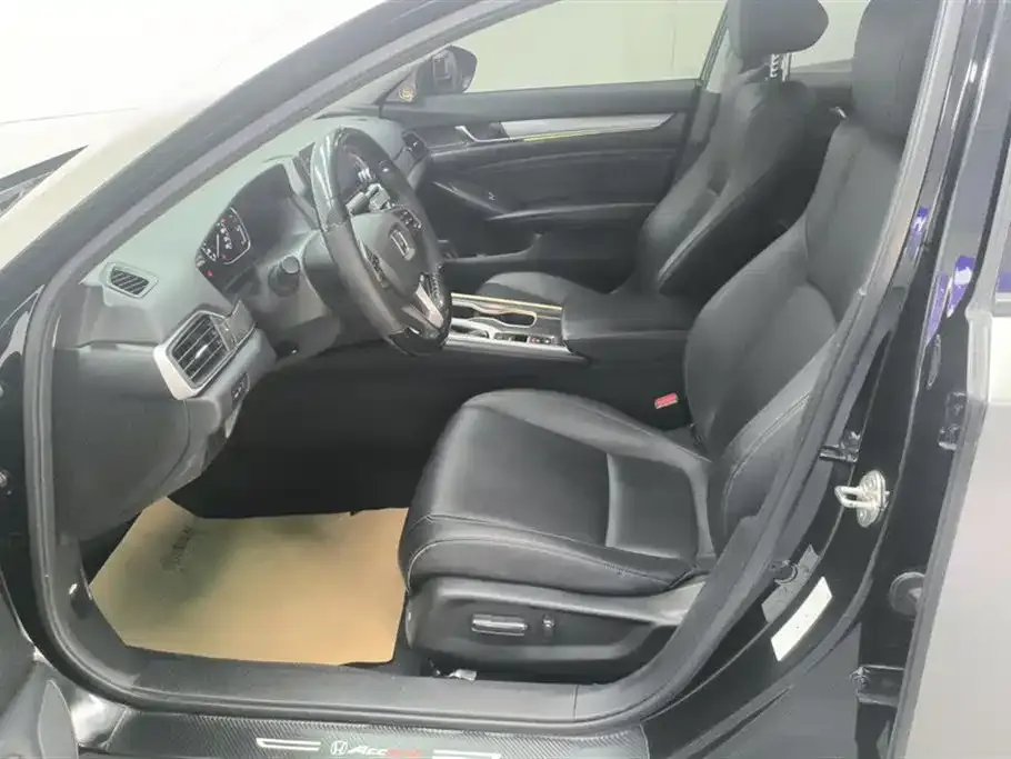 Honda Accord — фото 2