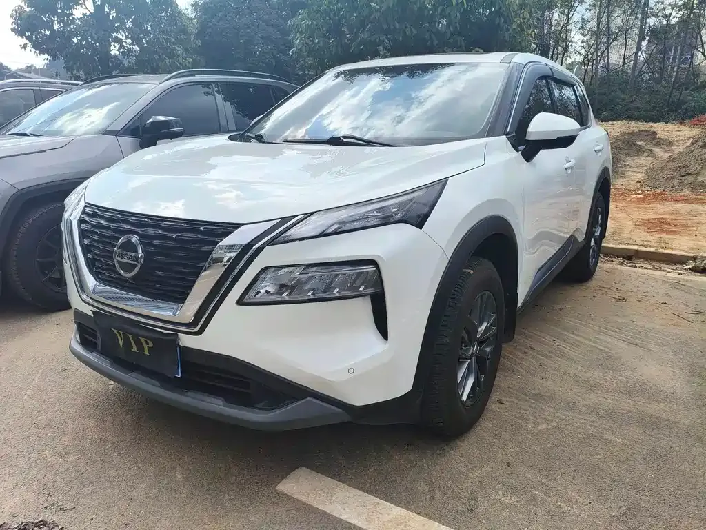 Nissan X-Trail 2022 из CN, фото 1