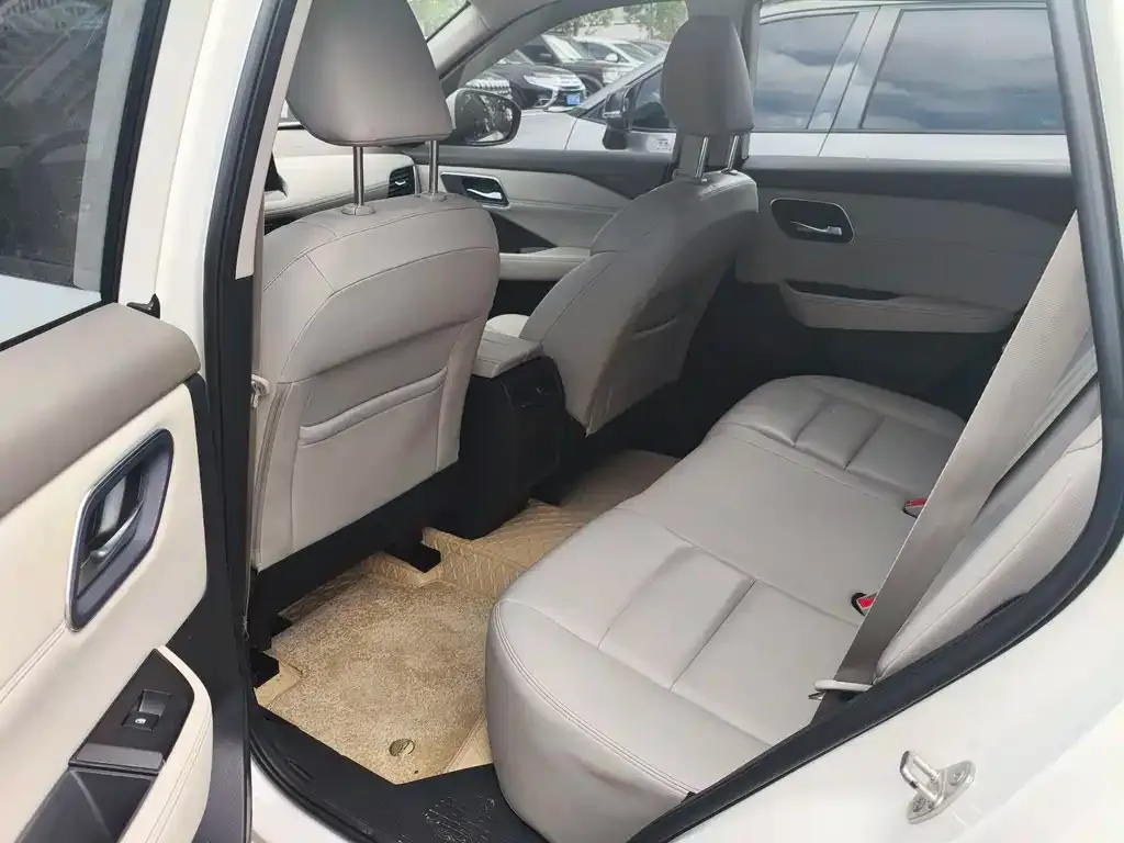 Nissan X-Trail 2022 из CN, фото 3