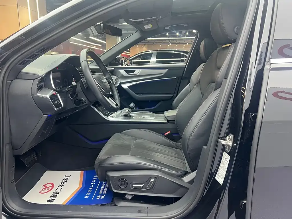 Audi A6L 2024 из CN, фото 10