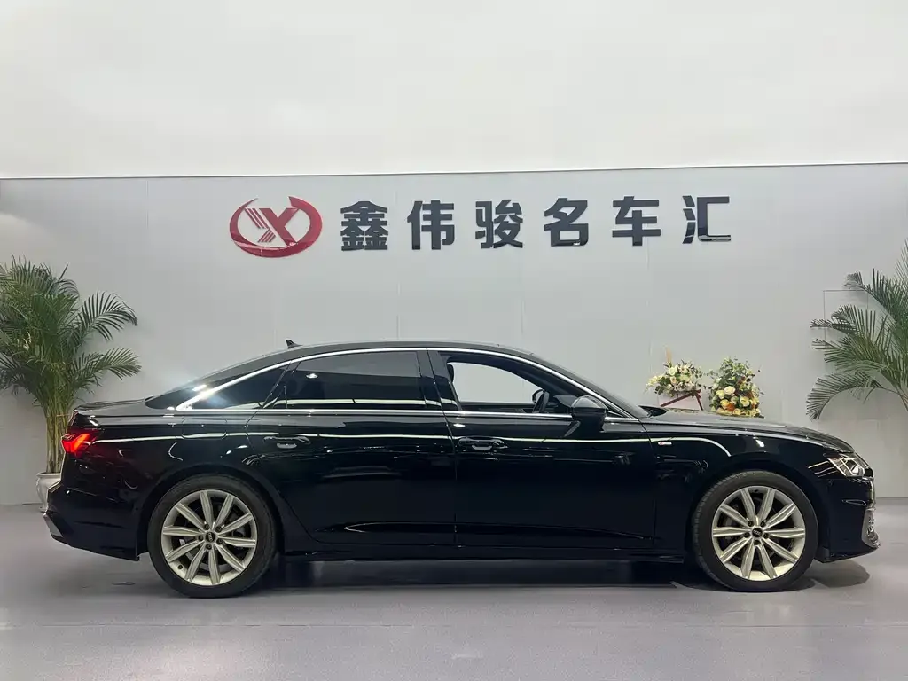 Audi A6L 2024 из CN, фото 2