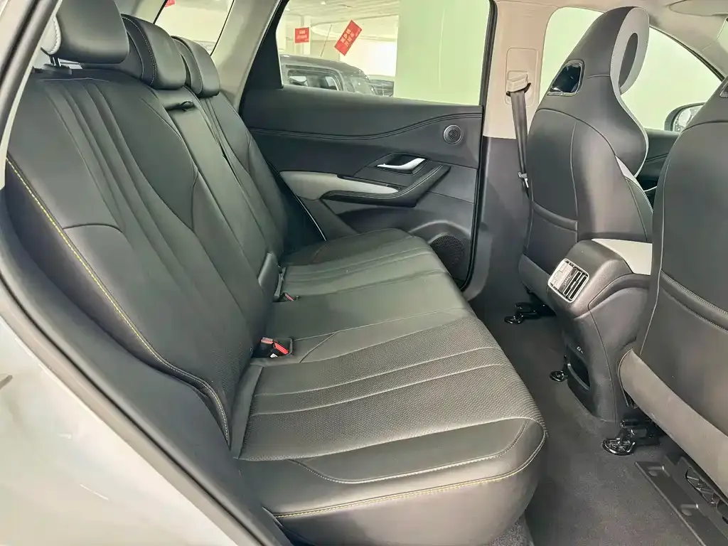 BYD Seal 05 DM-i 2024 из CN, фото 3