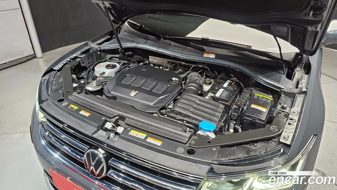 Volkswagen Tiguan 2021 из KR, фото 10