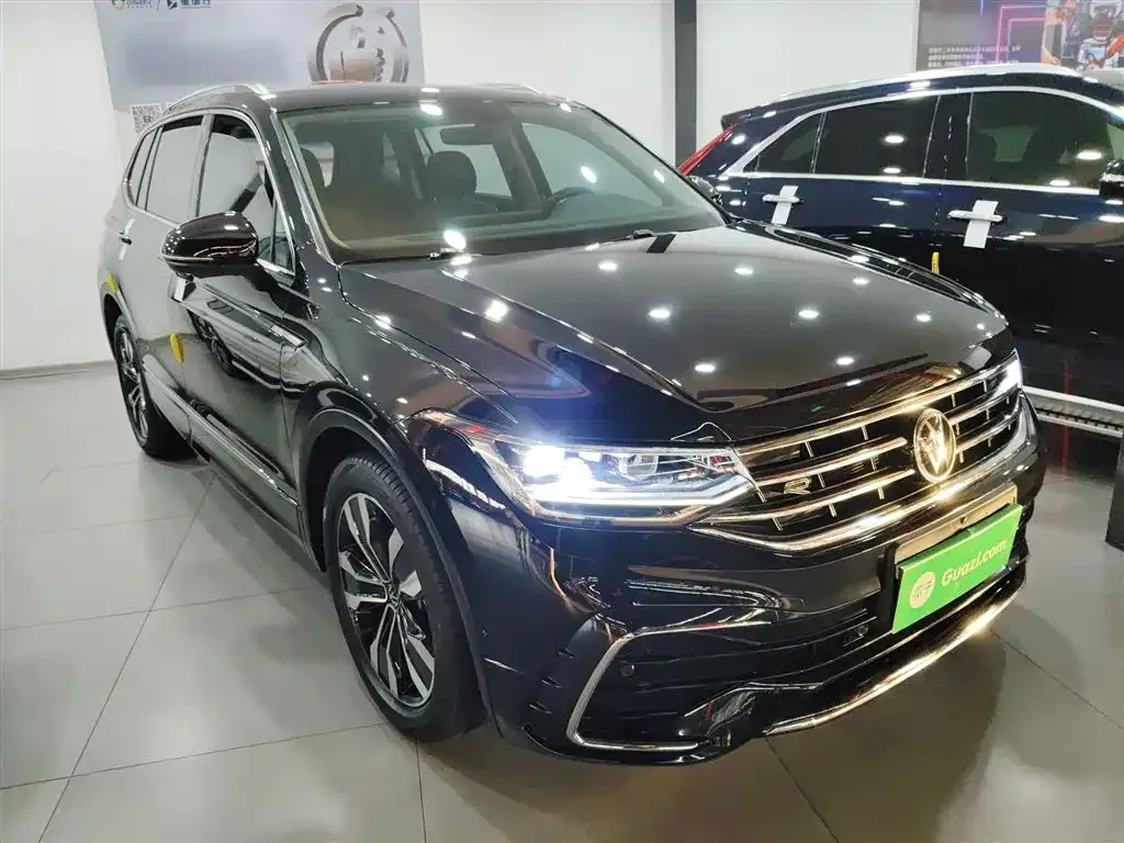 Volkswagen Tiguan L 2021 из CN, фото 4