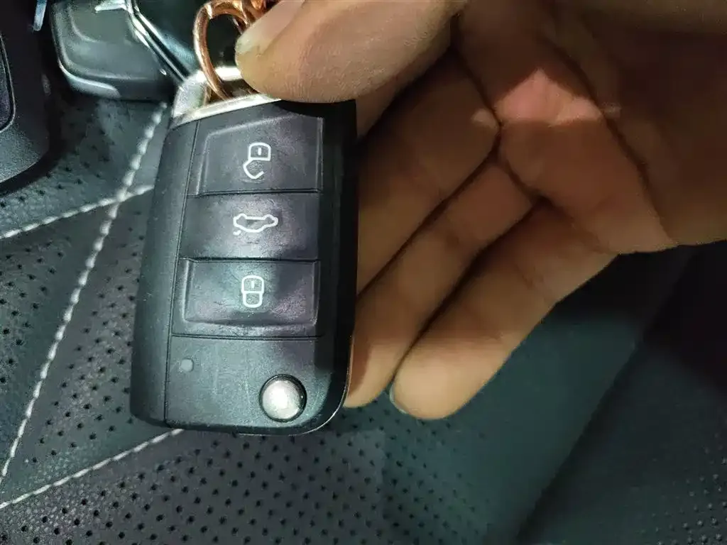 Volkswagen Tiguan L 2021 из CN, фото 9