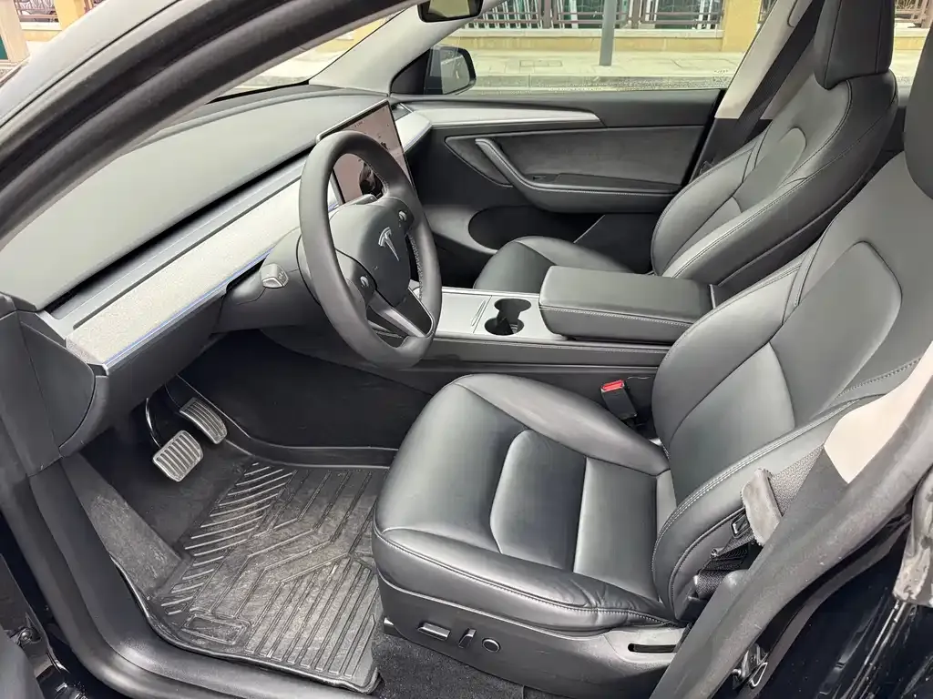 Tesla Model Y 2024 из CN, фото 9