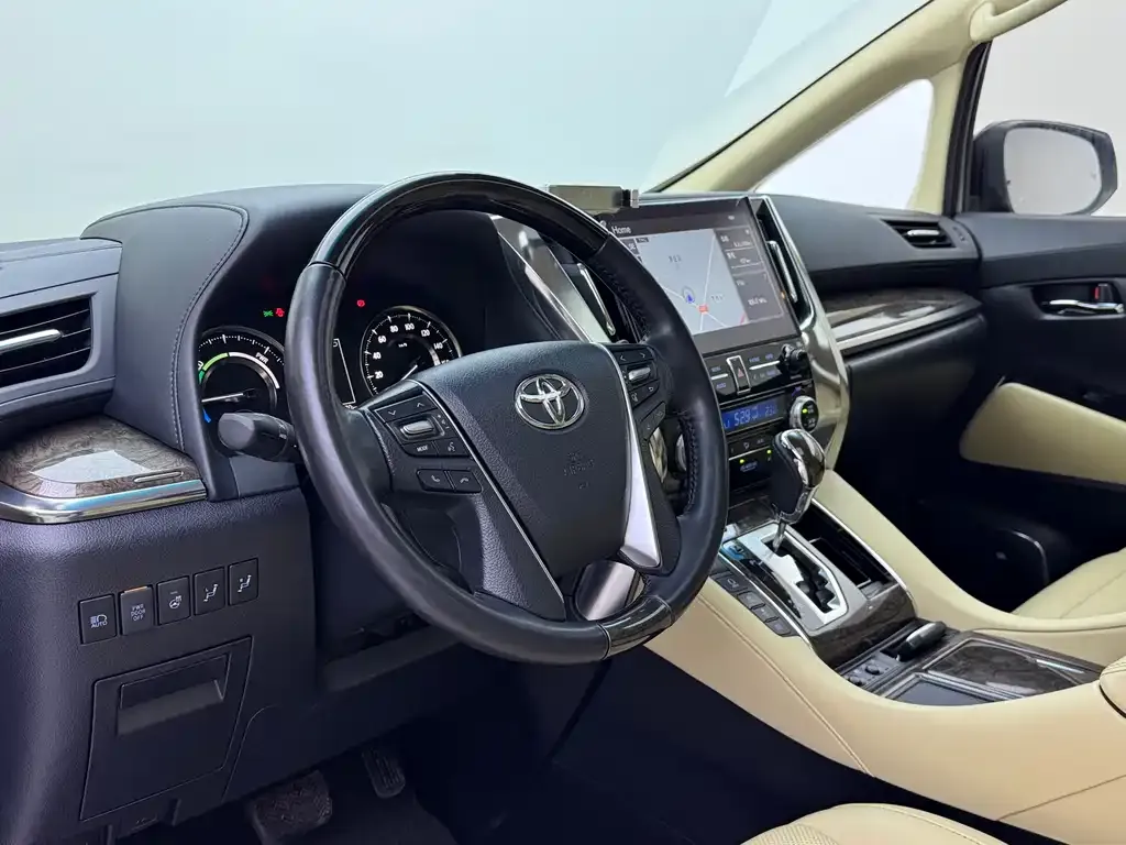 Toyota Vellfire 2022 из CN, фото 7