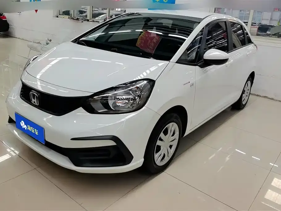 Honda Fit — фото 1