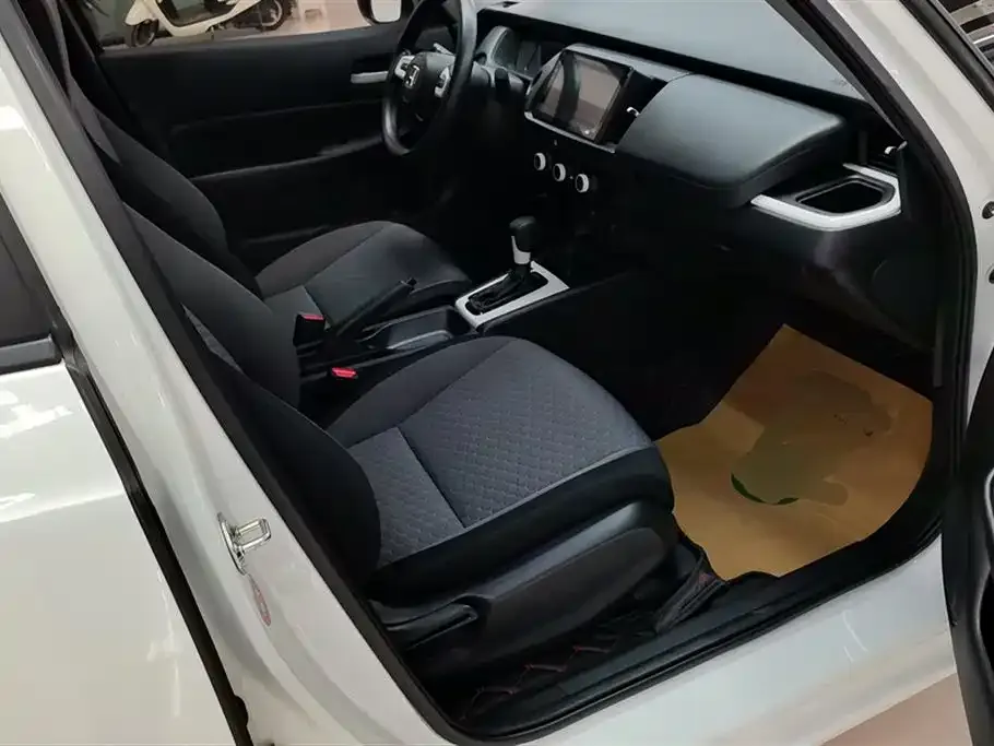 Honda Fit — фото 5