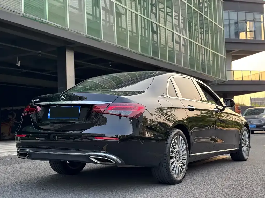 Mercedes-Benz E-Class 2021 из CN, фото 3