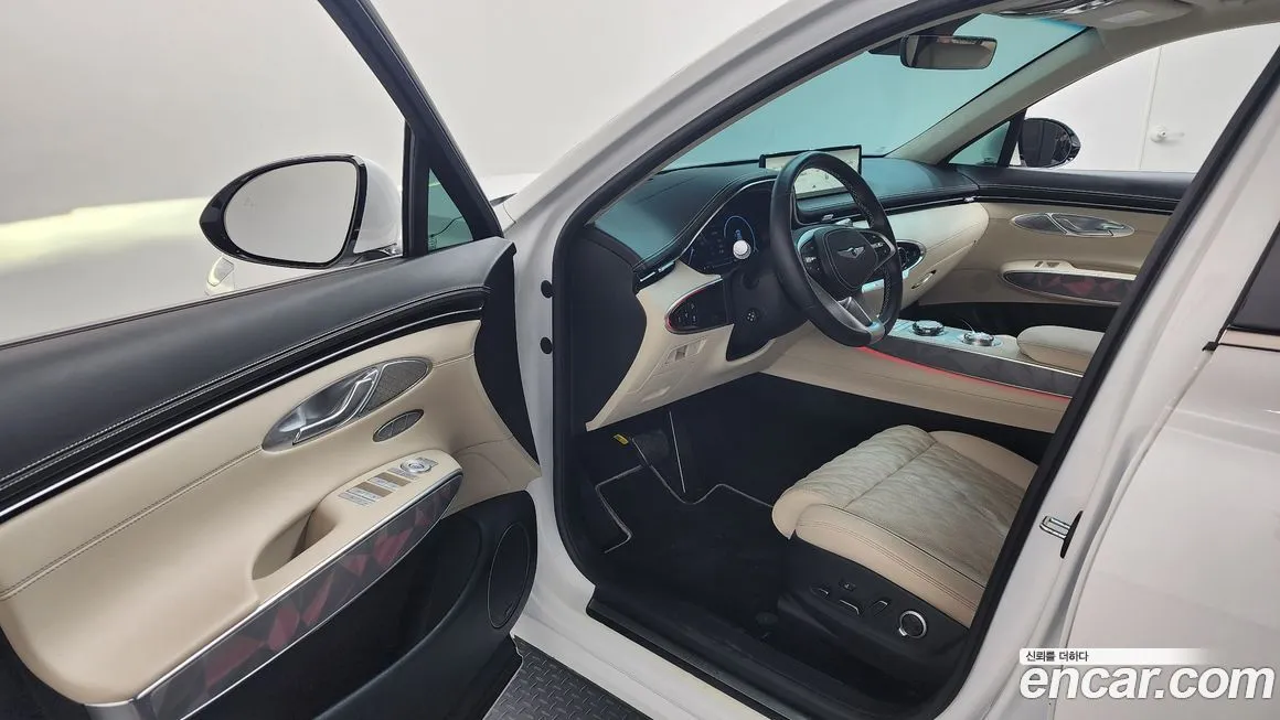Genesis GV70 — фото 10