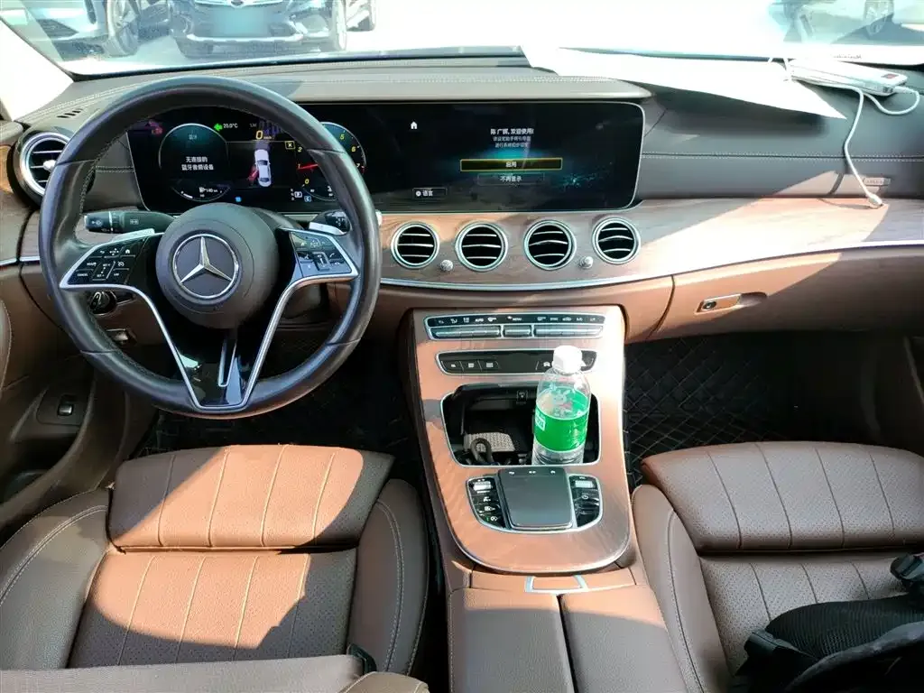 Mercedes-Benz E-Class 2023 из CN, фото 3