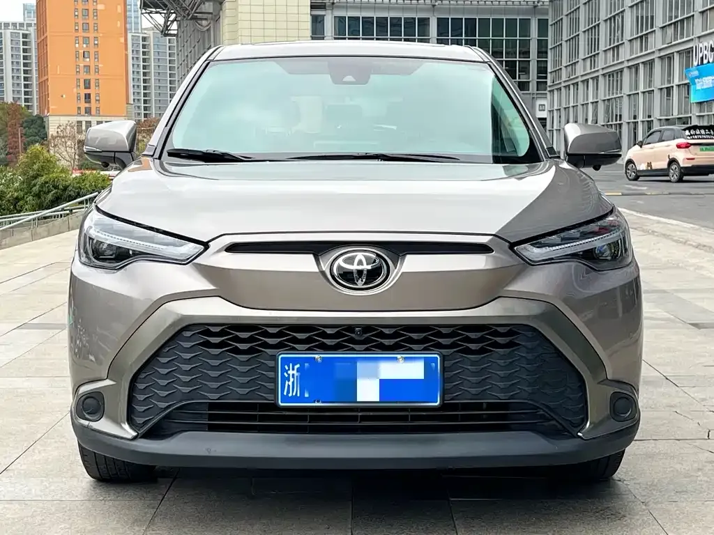 Toyota Frontlander — фото 2