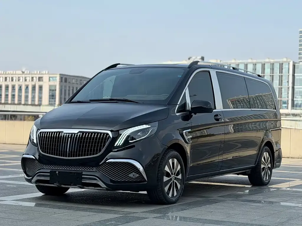 Mercedes-Benz Vito — фото 1