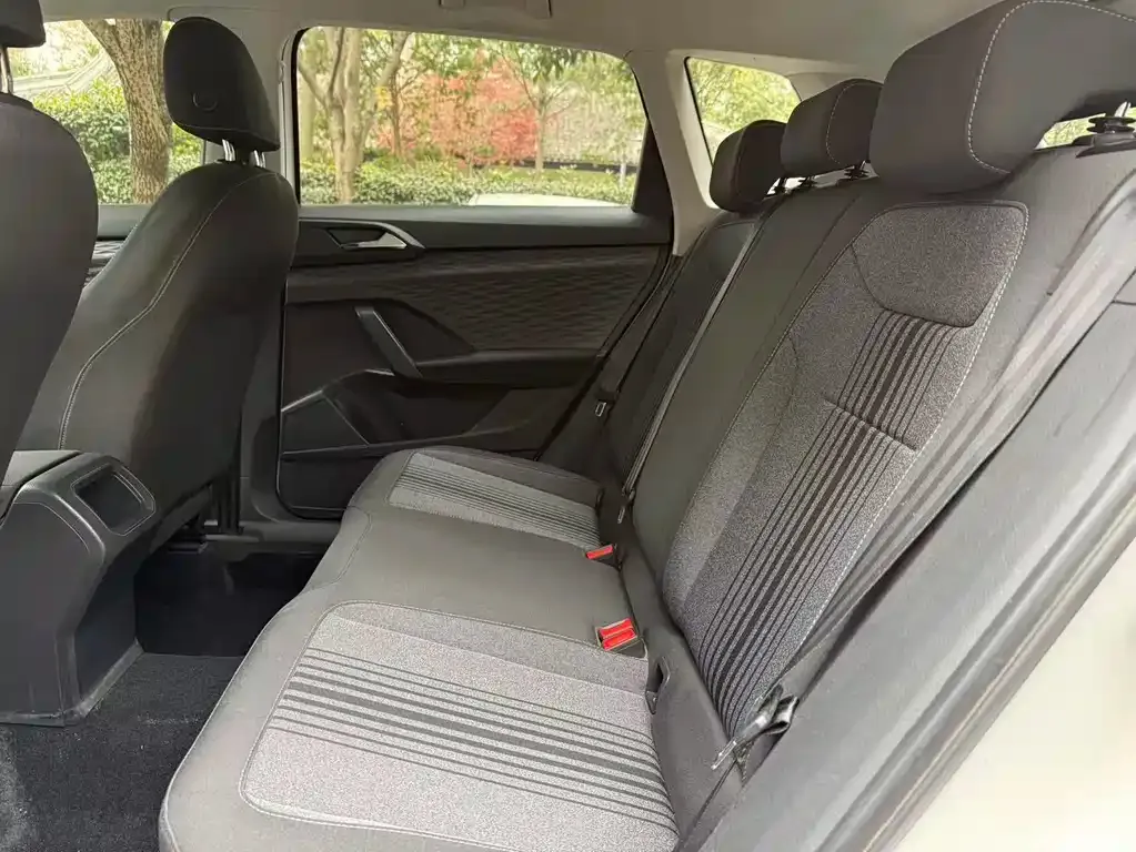 Volkswagen Tharu 2021 из CN, фото 8