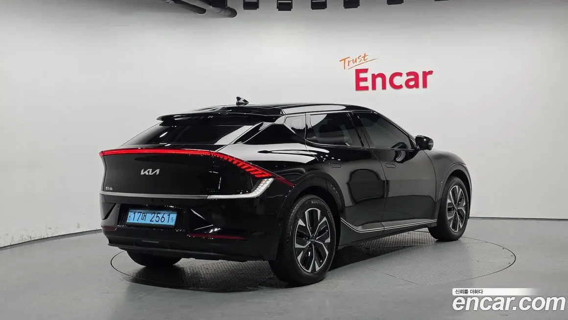 Kia EV6 — фото 2