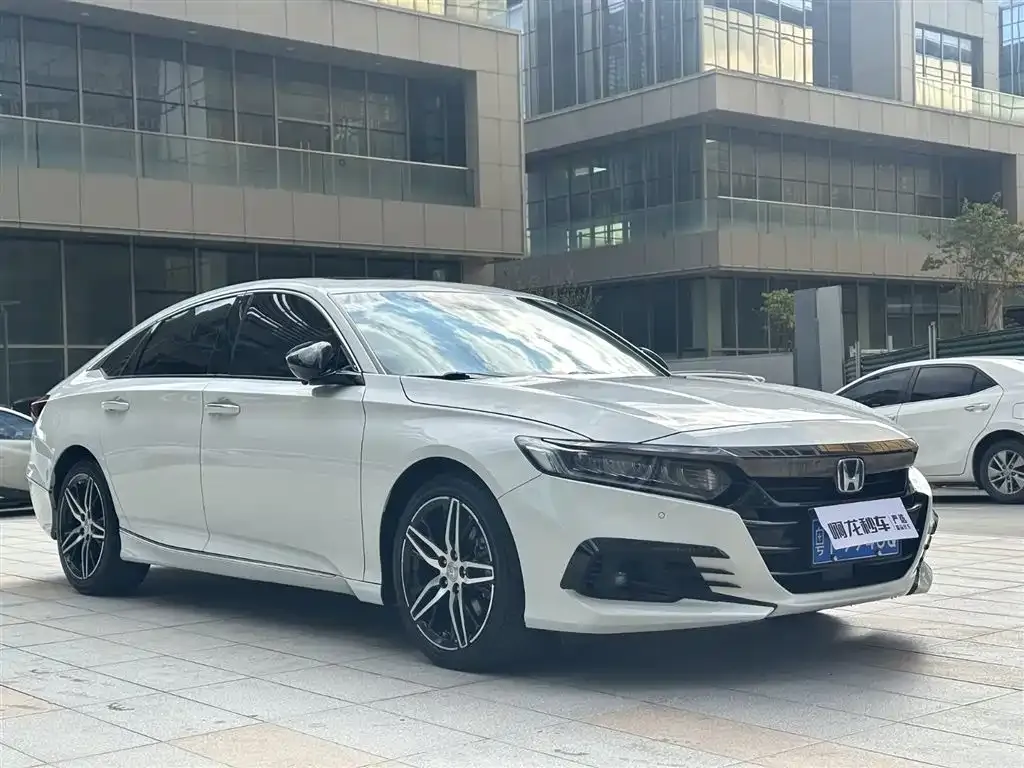 Honda Accord — фото 2