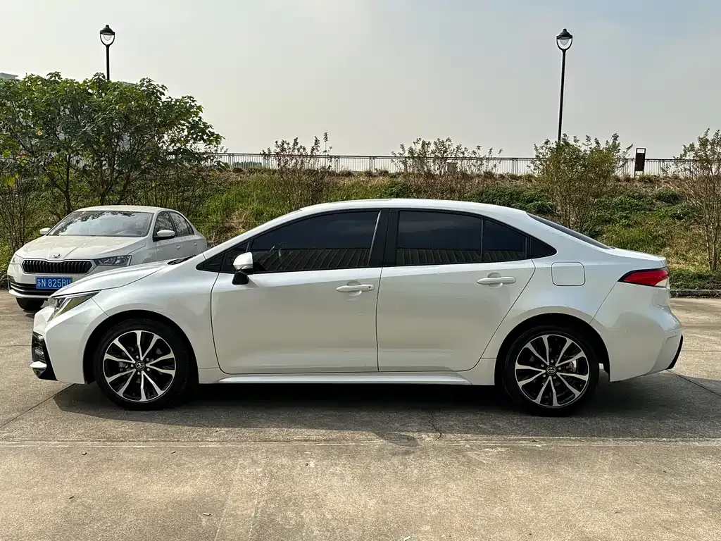 Toyota Levin 2021 из CN, фото 10
