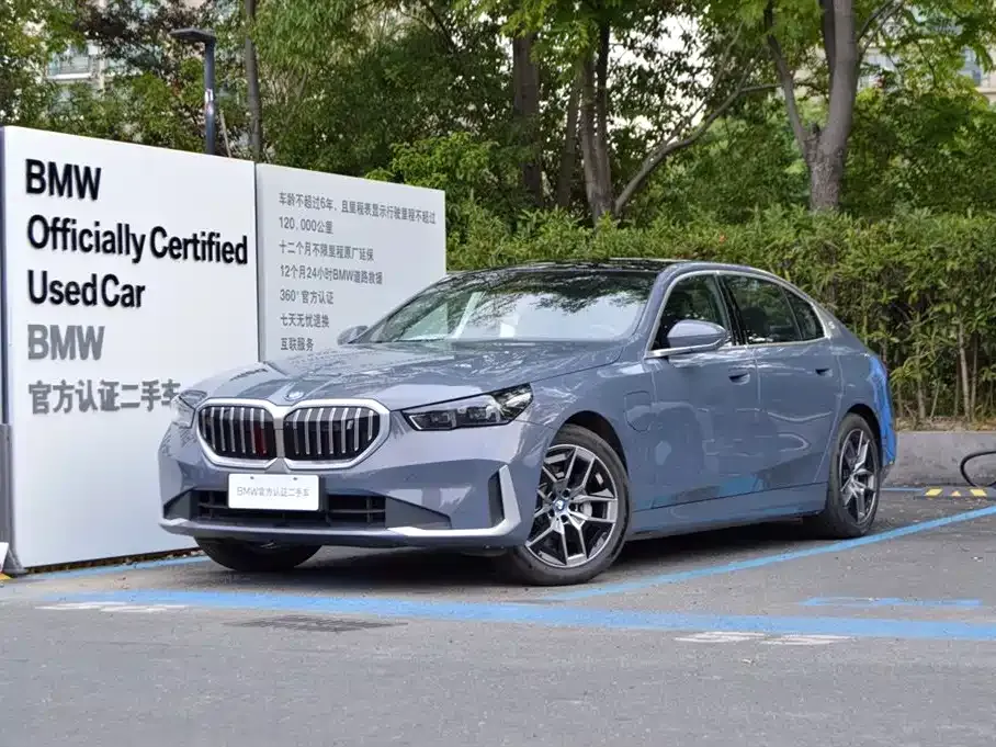 BMW i5 — фото 9