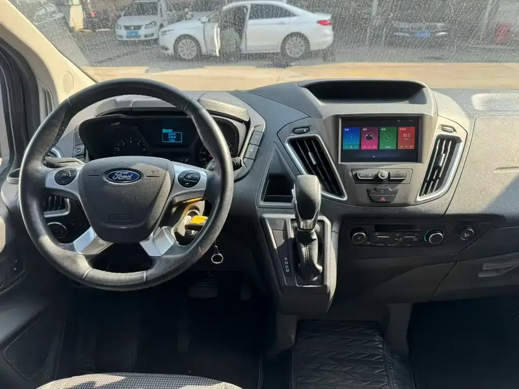 Ford Tourneo 2022 из CN, фото 6