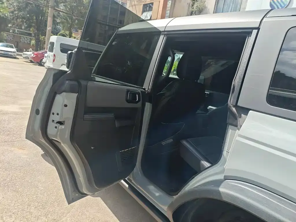 Ford Bronco 2024 из CN, фото 4