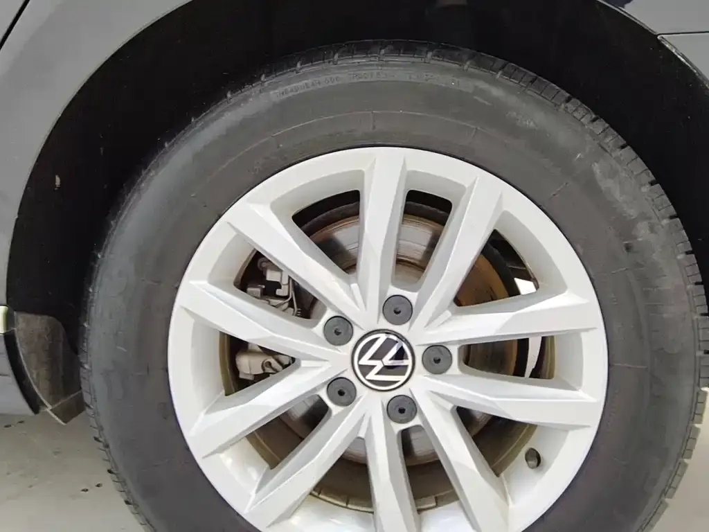 Volkswagen Magotan 2023 из CN, фото 5