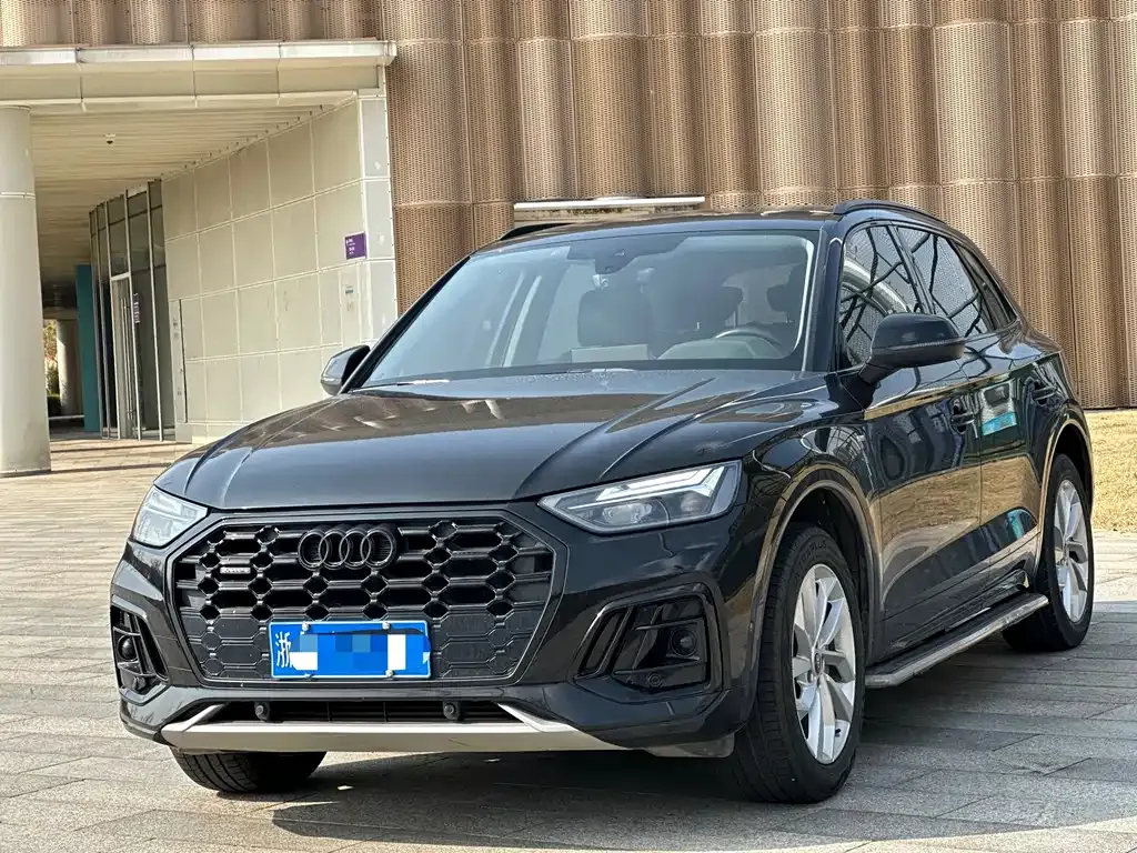Audi Q5L 2022 из CN, фото 1