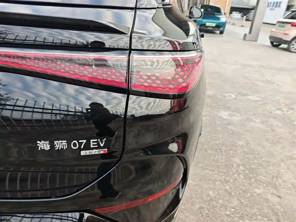 BYD Seal 07 EV — фото 8