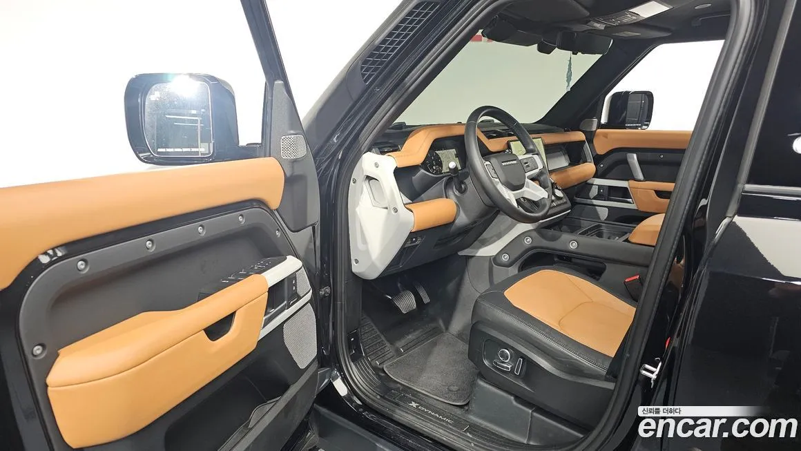Land Rover Defender 2024 из KR, фото 10