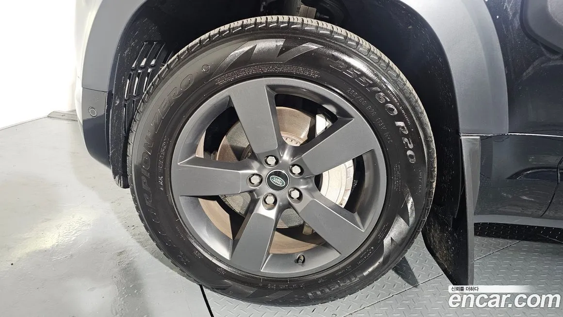 Land Rover Defender 2024 из KR, фото 6