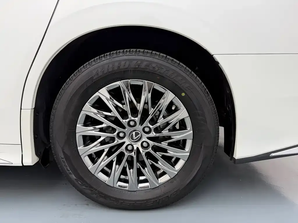 Lexus LM 2022 из CN, фото 10