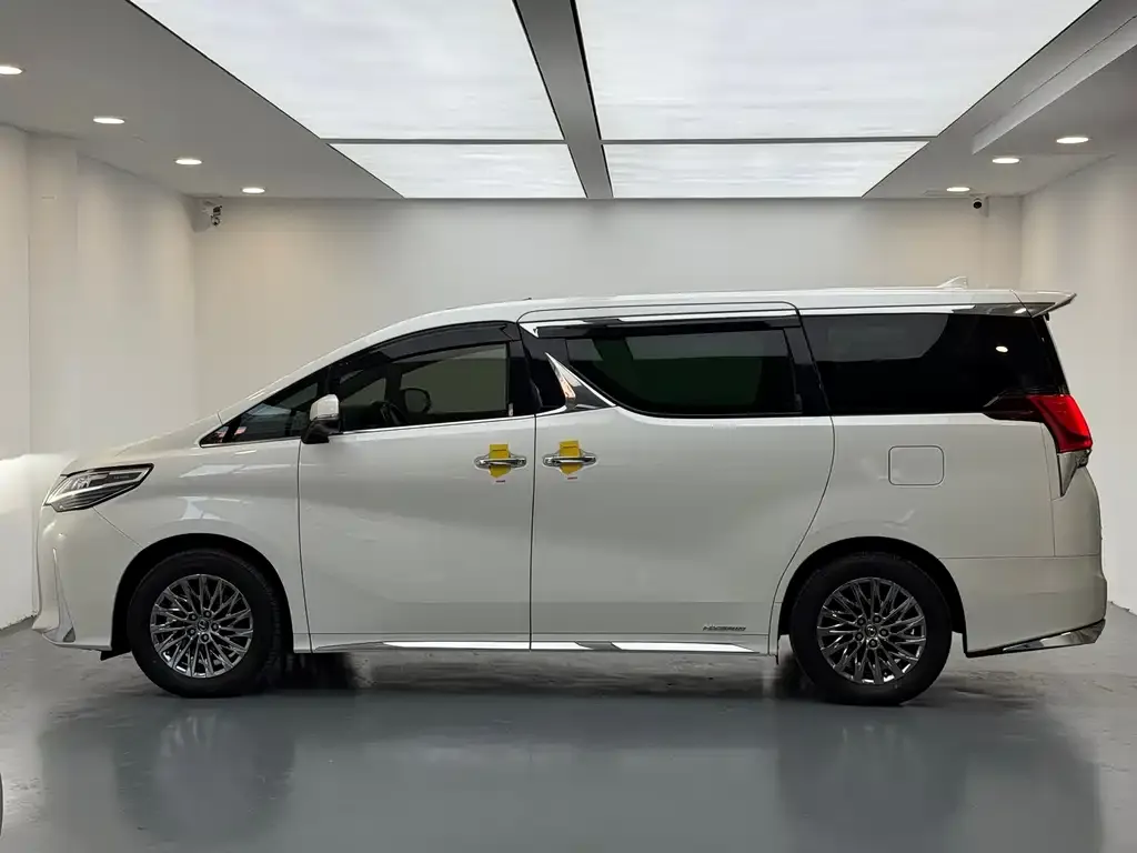 Lexus LM 2022 из CN, фото 7