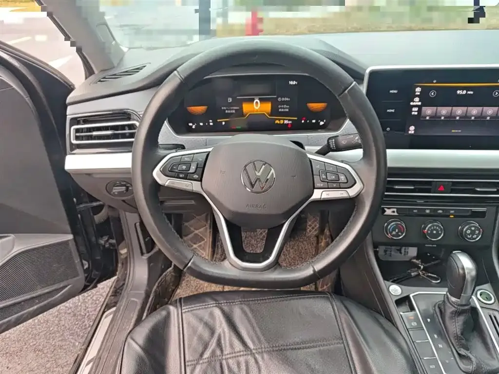 Volkswagen Lavida 2023 из CN, фото 10