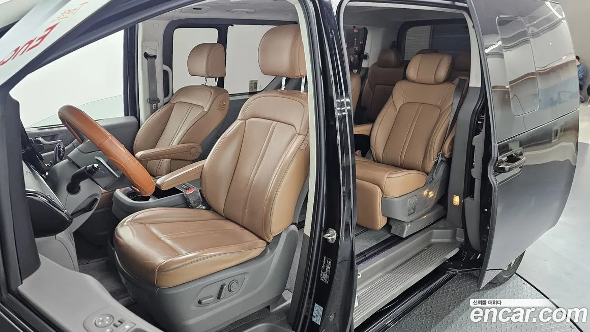 Hyundai Staria 2023 из KR, фото 8