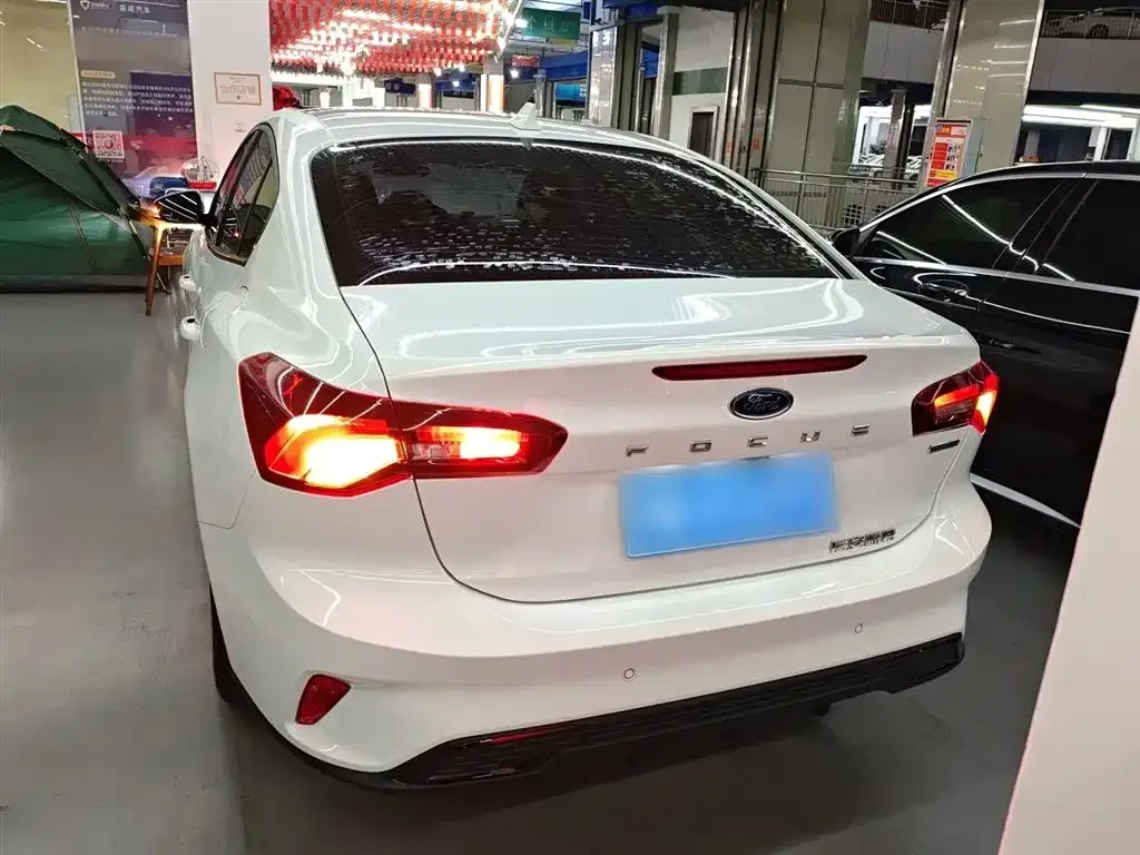 Ford Focus 2022 из CN, фото 3