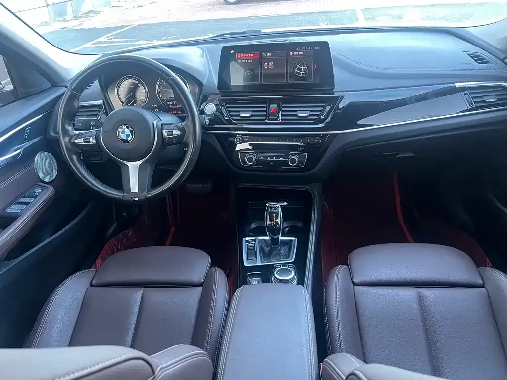 BMW 1 Series 2022 из CN, фото 9