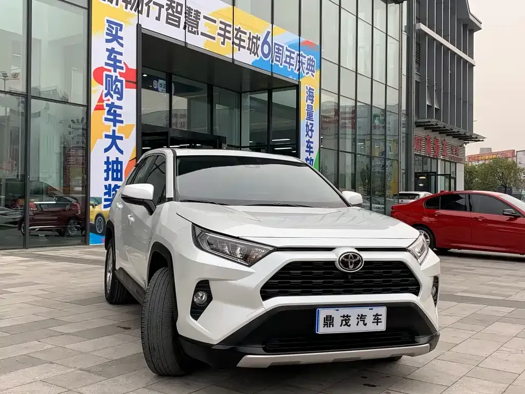 Toyota RAV4 2022 из CN, фото 10