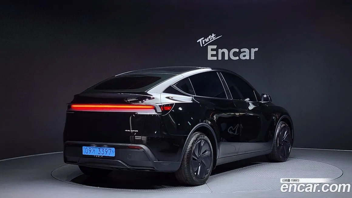 Tesla Model Y 2025 из KR, фото 4