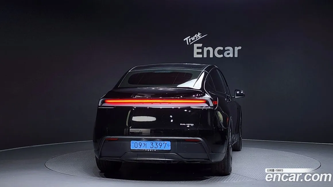 Tesla Model Y 2025 из KR, фото 3