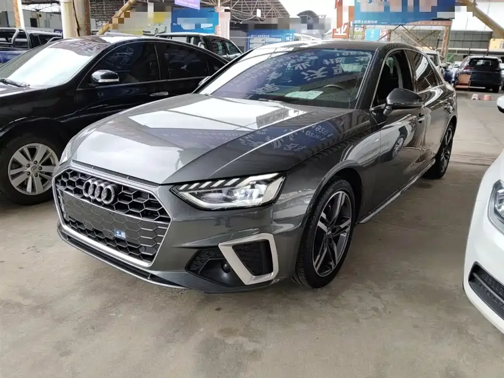 Audi A4L 2021 из CN, фото 1