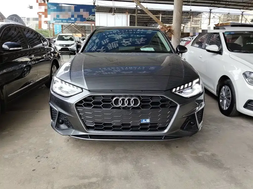 Audi A4L 2021 из CN, фото 3