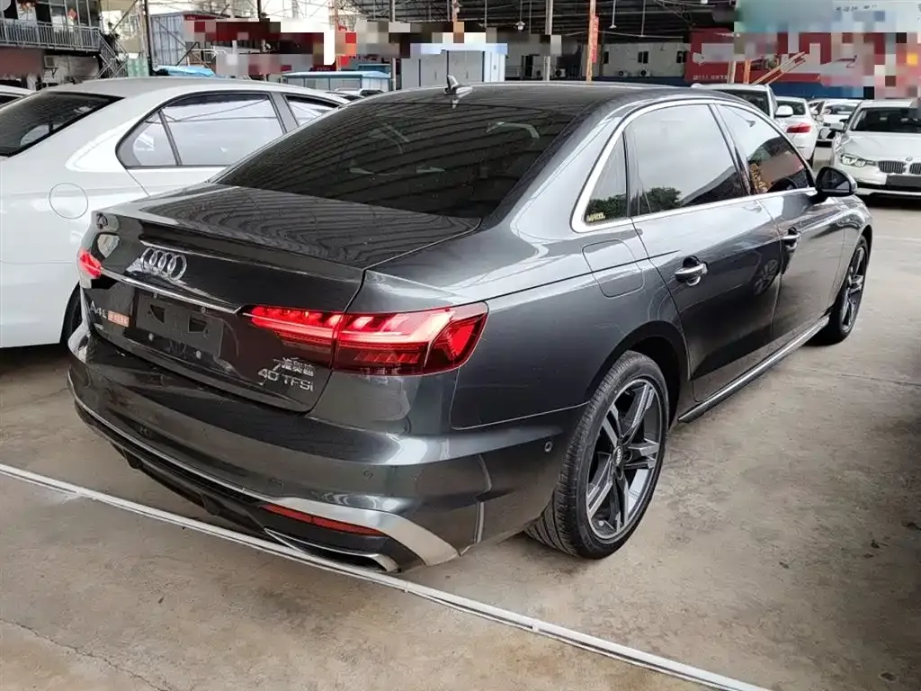 Audi A4L 2021 из CN, фото 7