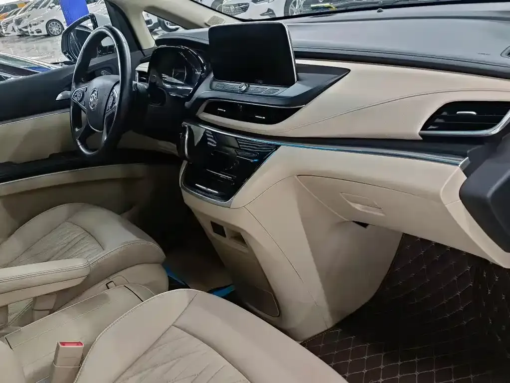 Buick GL8 2023 из CN, фото 6