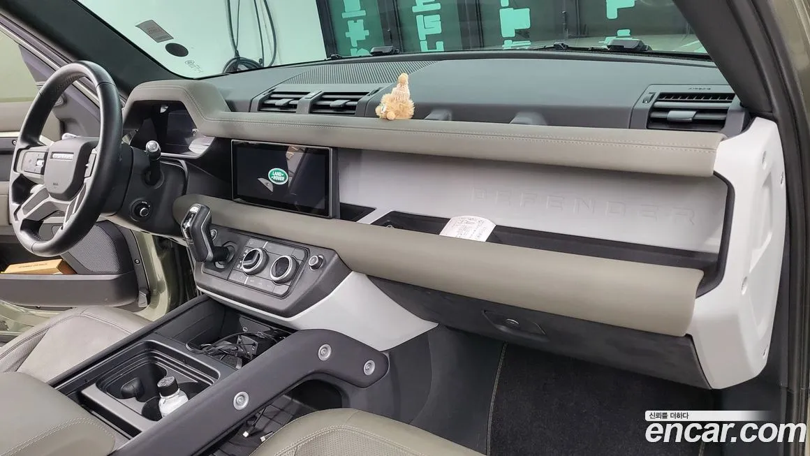 Land Rover Defender 2022 из KR, фото 9