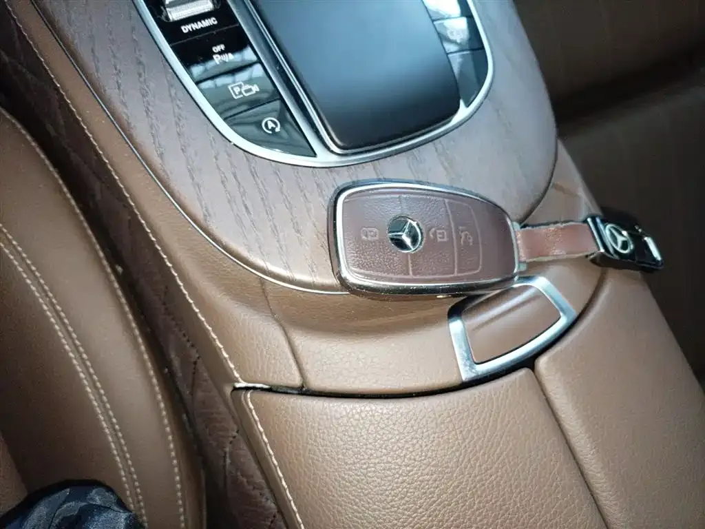 Mercedes-Benz E-Class 2022 из CN, фото 5