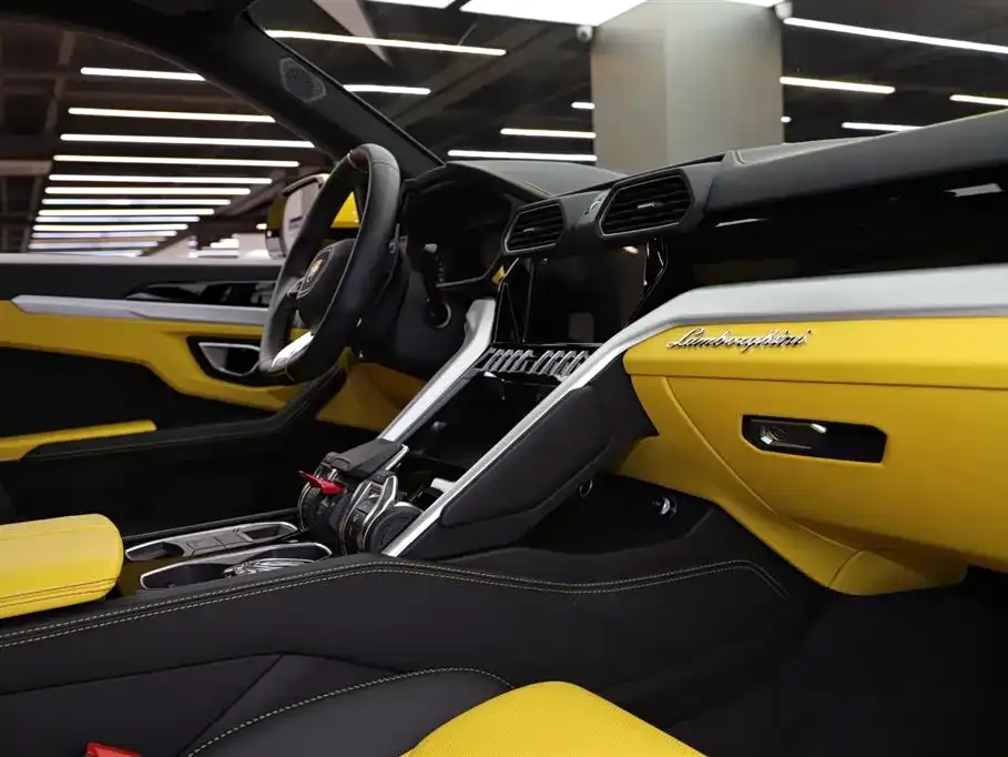 Lamborghini Urus 2022 из CN, фото 9
