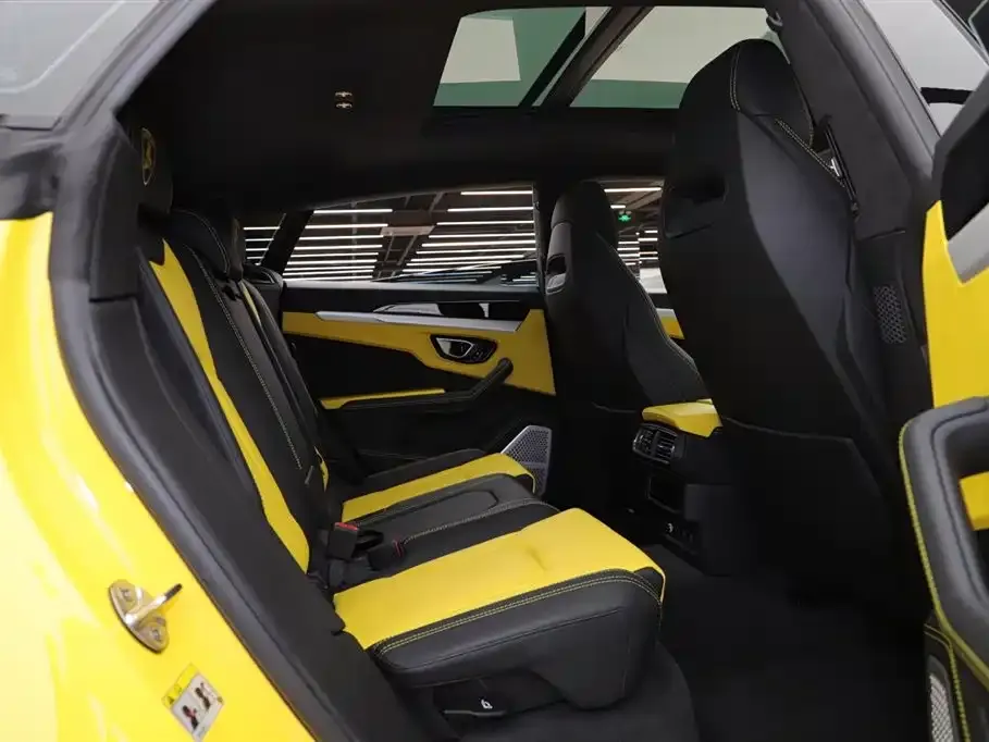 Lamborghini Urus 2022 из CN, фото 2