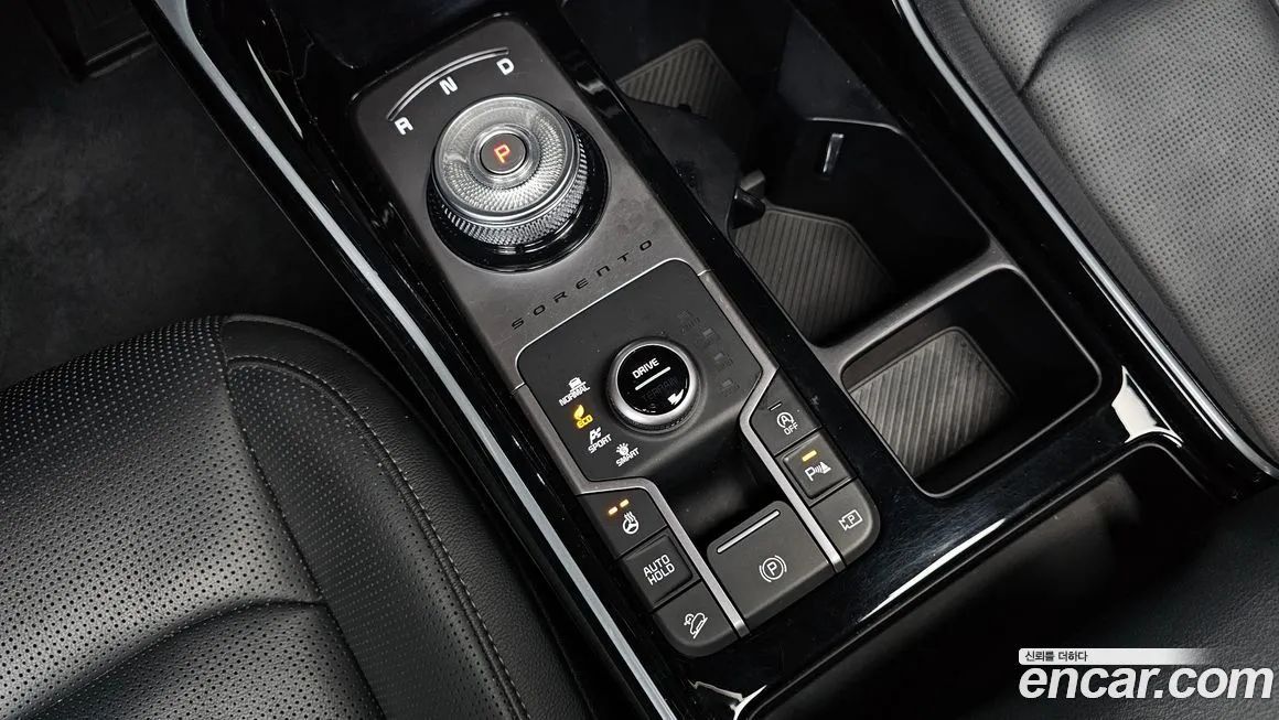 Kia Sorento — фото 8