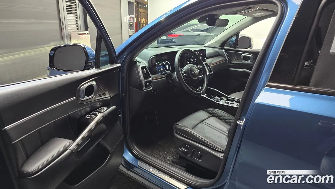 Kia Sorento — фото 10