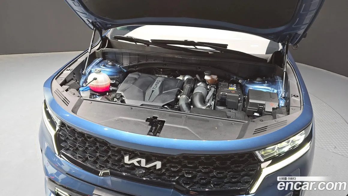 Kia Sorento — фото 6